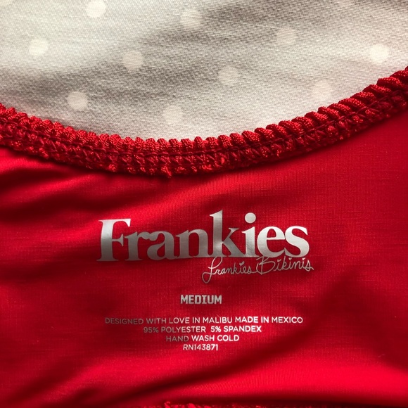 Frankie’s bikinis wilderness top in red - Picture 3 of 4